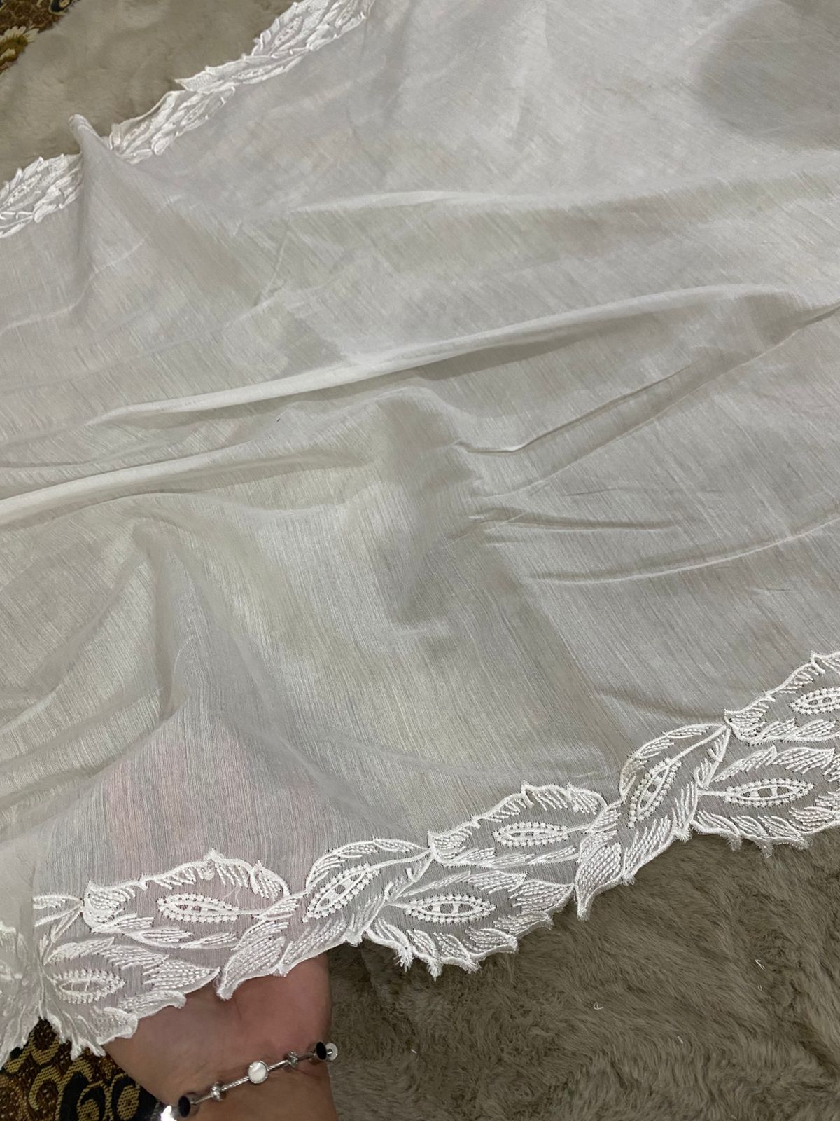 Voile Lawn Embroidered Dupatta – Dyeable