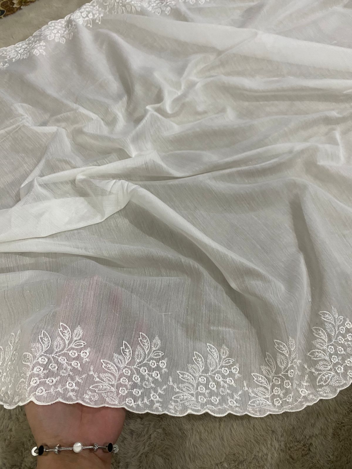 Voile Lawn Embroidered Dupatta – Dyeable