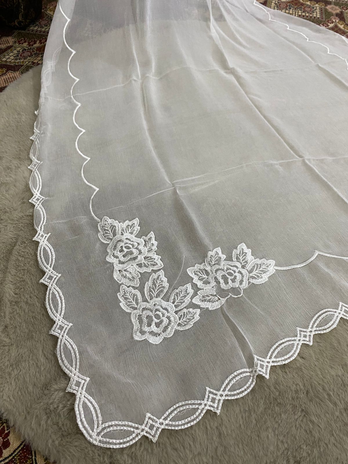 Chiffon Four-Side Scalloped Cutwork Dupatta – 2.75 Yards (Dyeable)