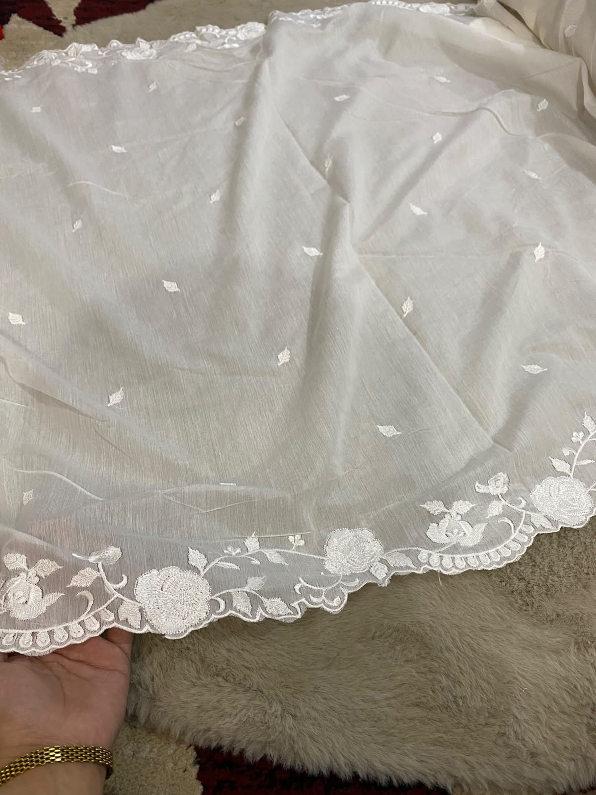 Voile Lawn Embroidered Dupatta – Dyeable