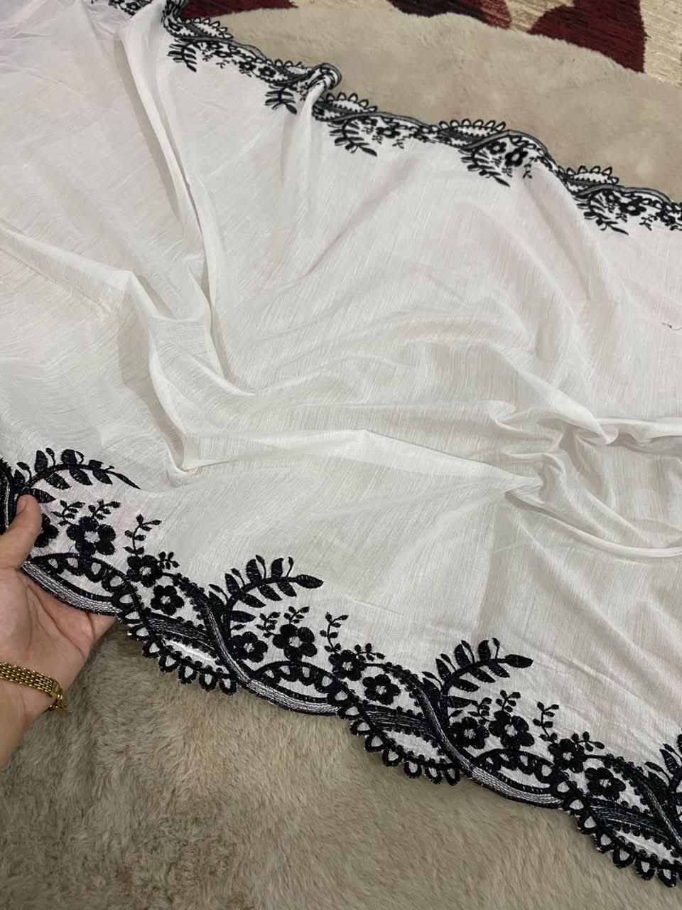 Voile Lawn Embroidered Dupatta –