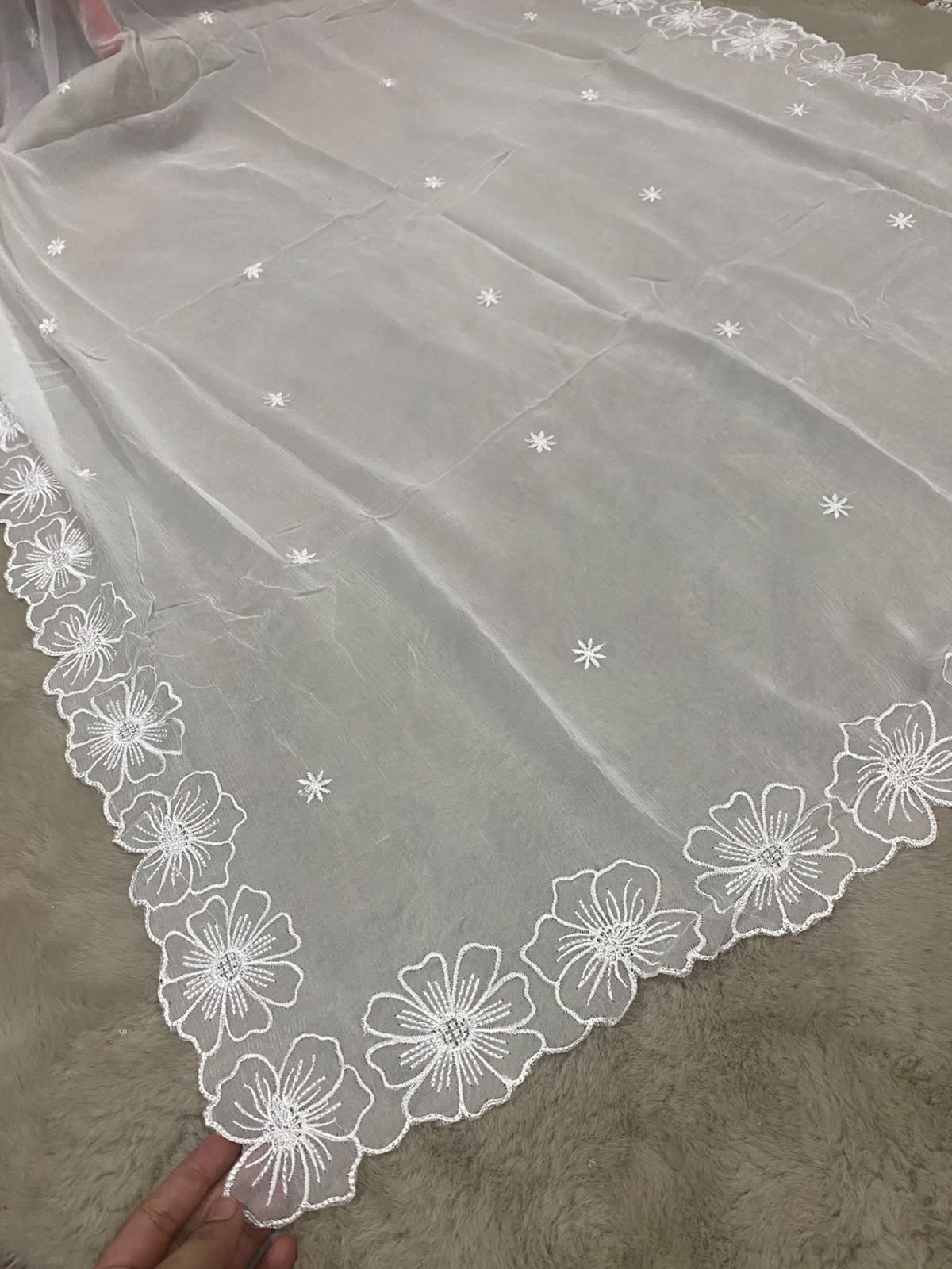 Chiffon Four-Side Scalloped Cutwork Dupatta – 2.75 Yards (Dyeable)