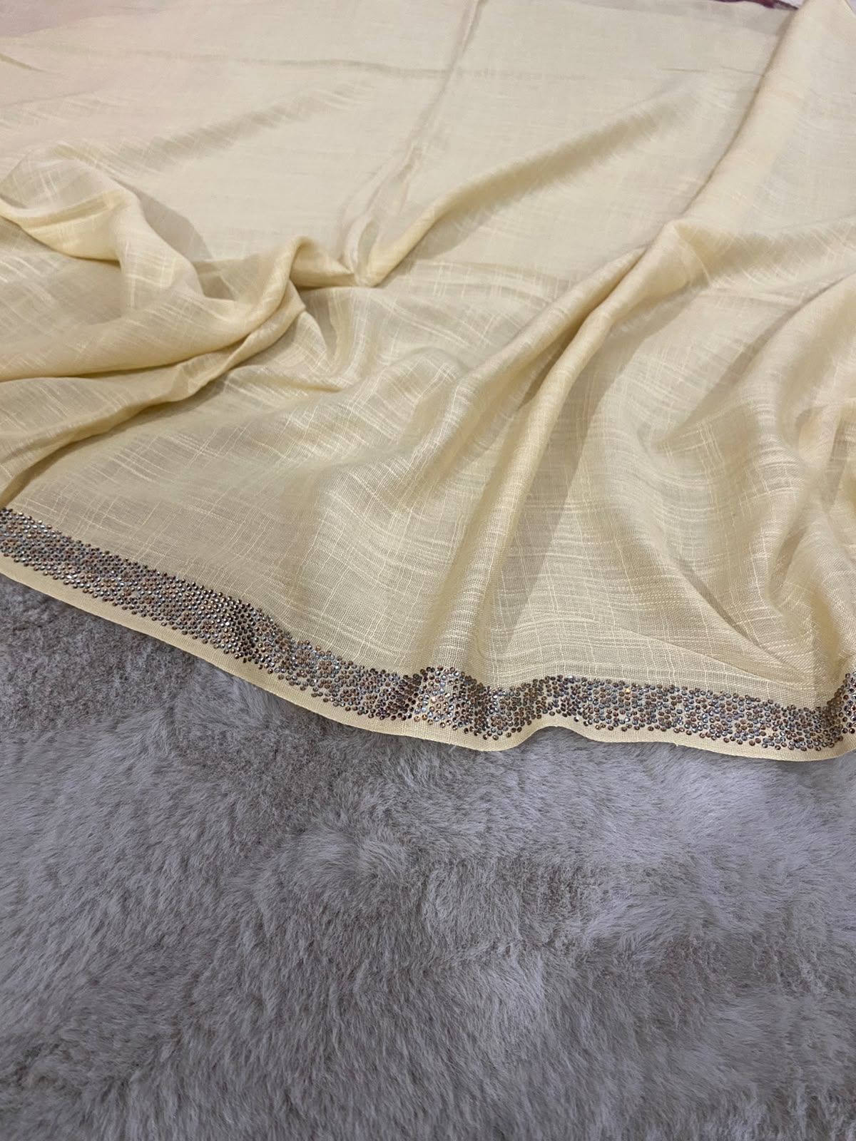Lumière Collection – Turkish Lawn Stone Head Border Hijab
