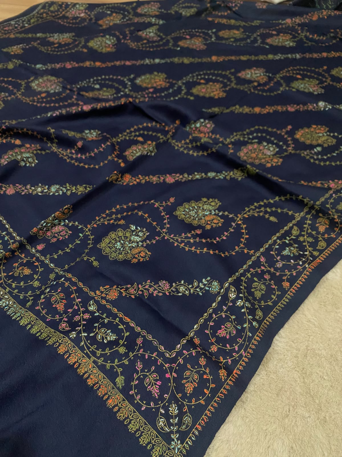 Sui Embroidered & Block Printed Pashmina Shawl
