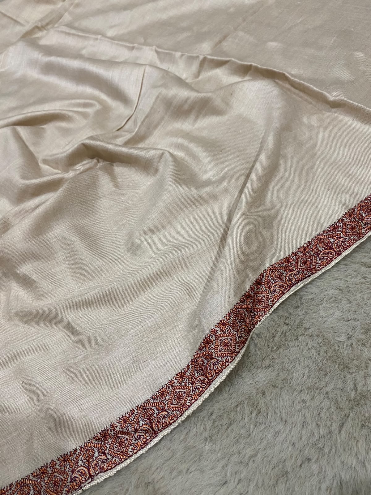 Jacquard Border Pashmina Shawl