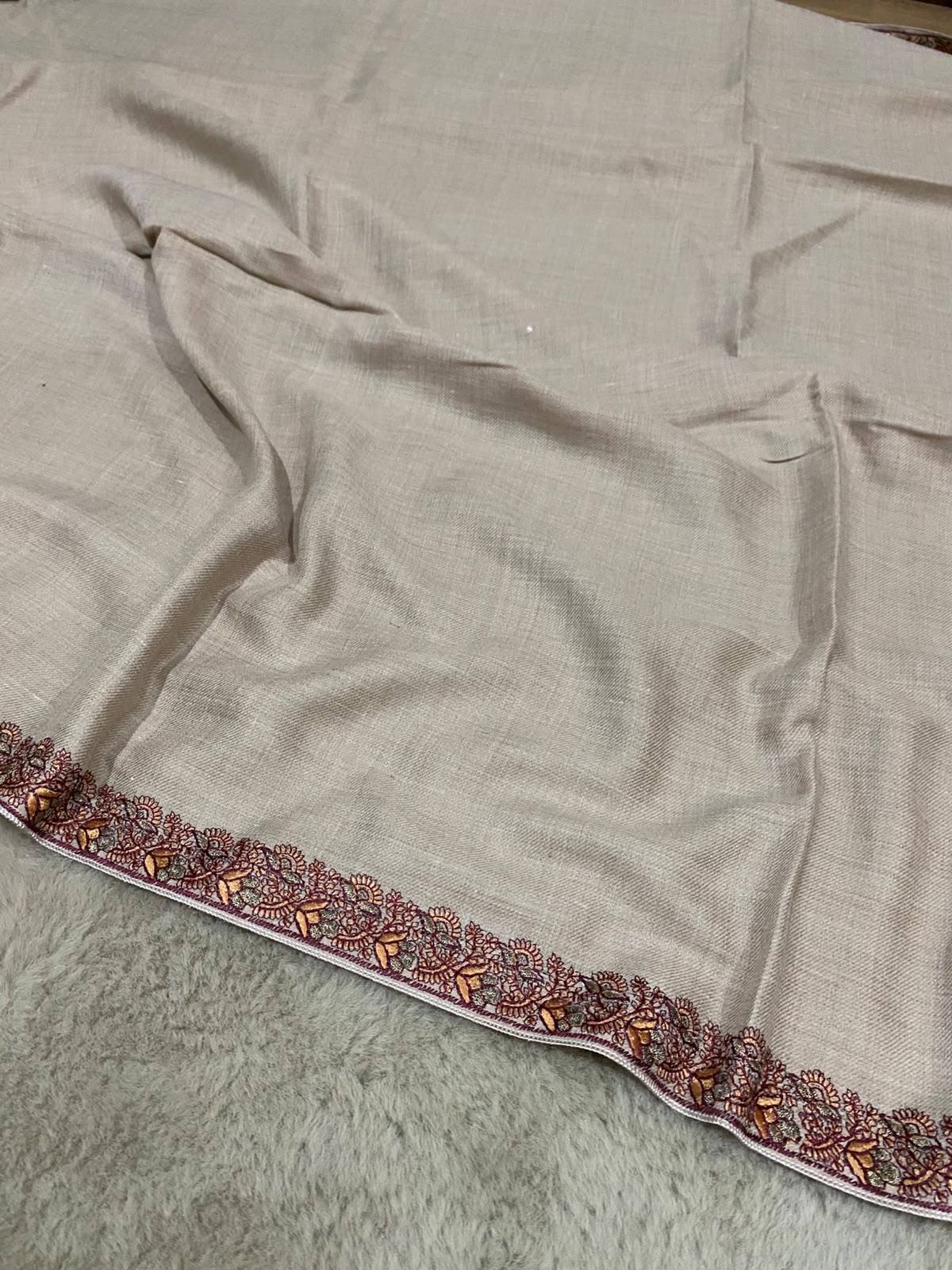 Jacquard Border Pashmina Shawl