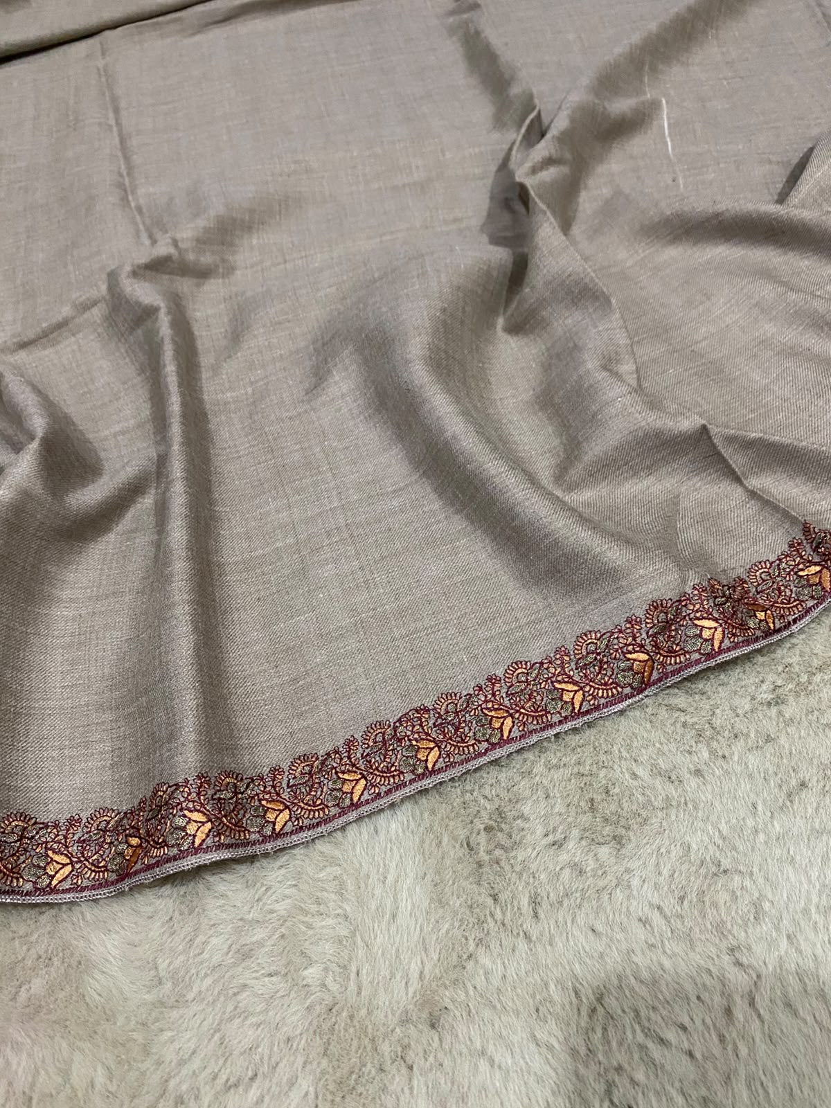 Jacquard Border Pashmina Shawl