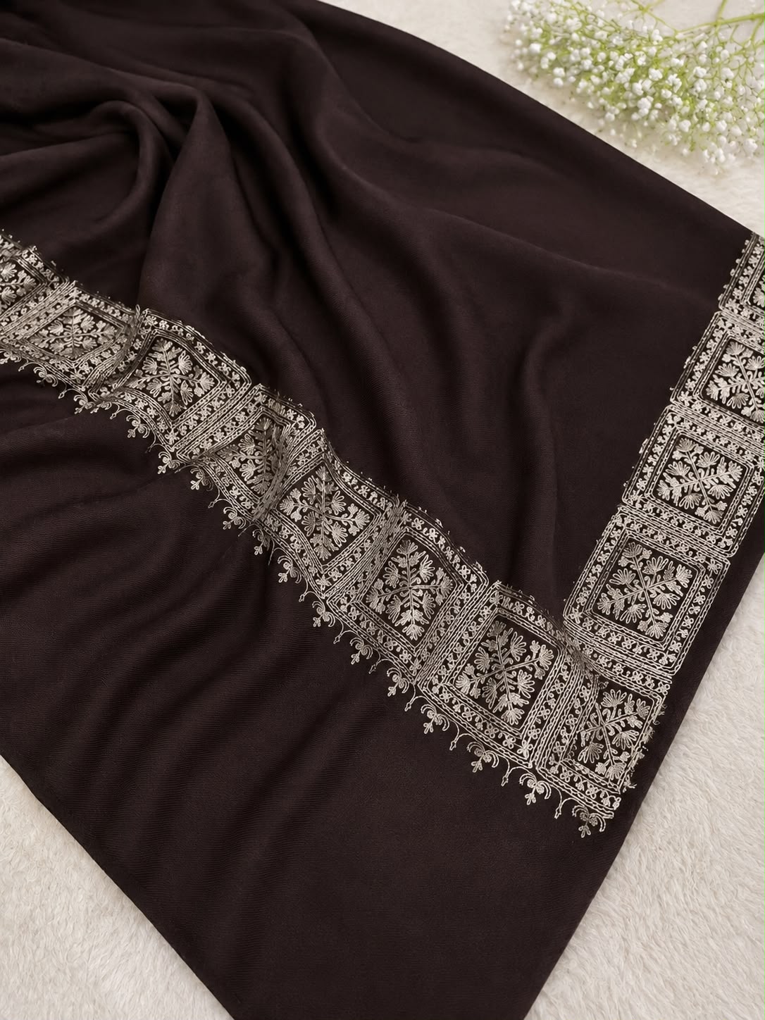 Kashmiri Heavy Embroidered Dordaar Palla Pashmina Shawl