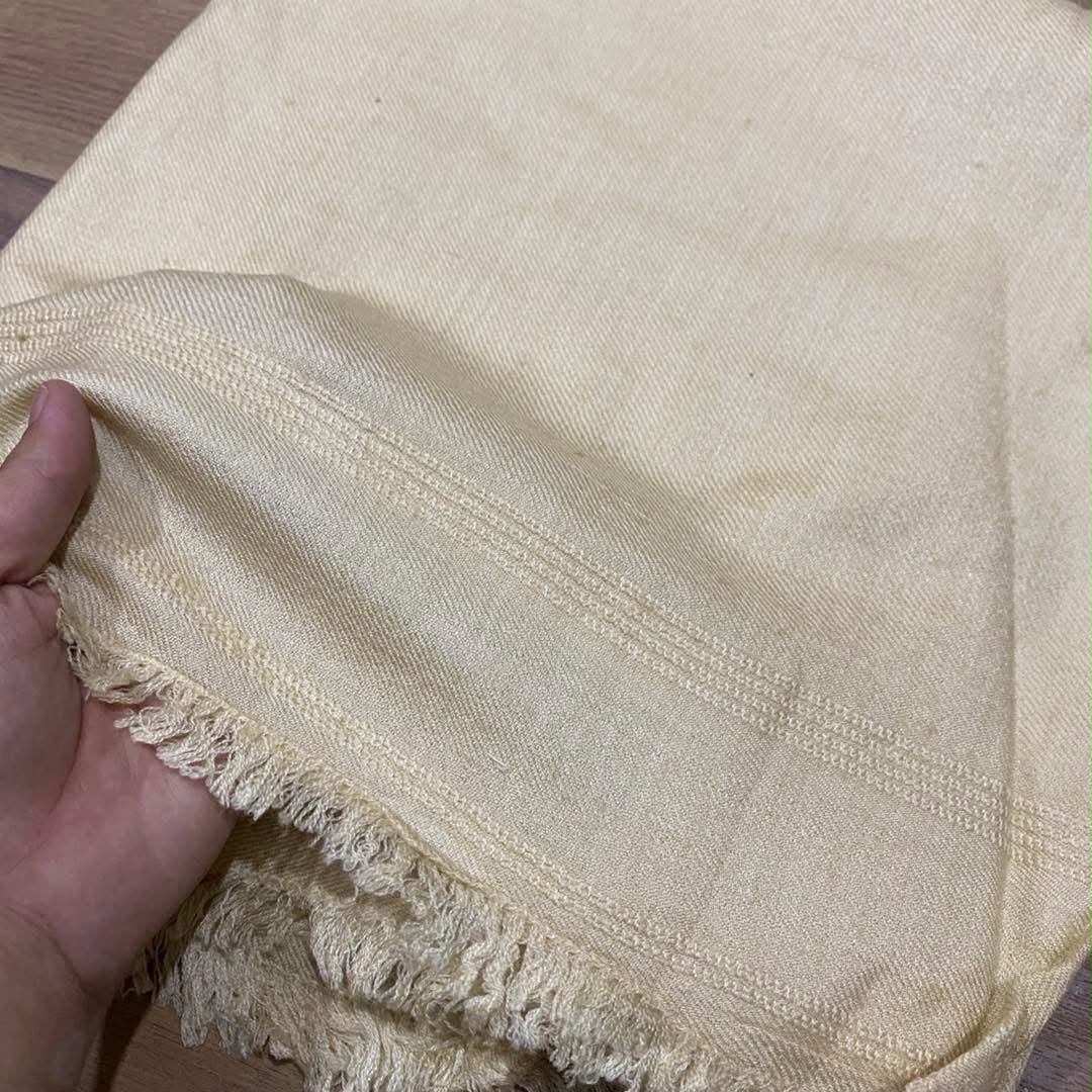 Pure Lamb Wool Gents Shawl | Timeless Elegance