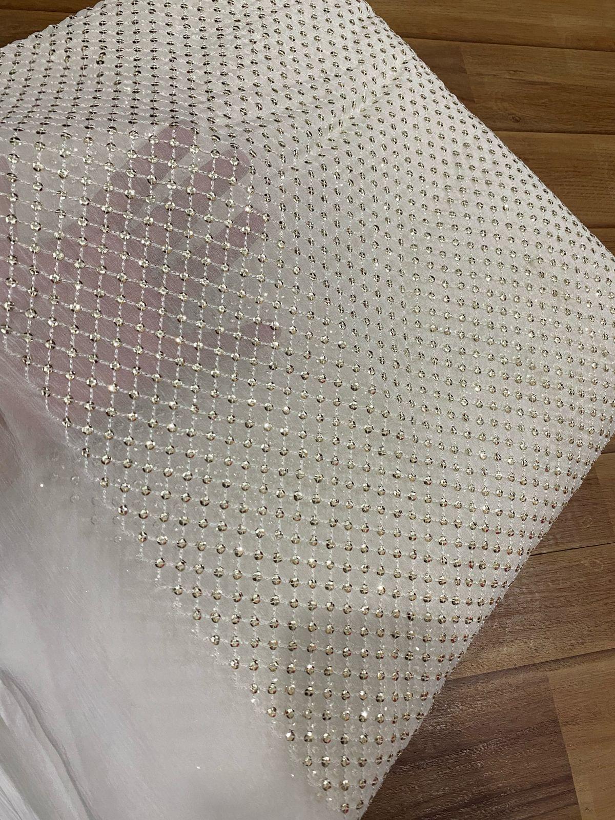 PURE CHIFFON GOLD SITARA ARTICLES