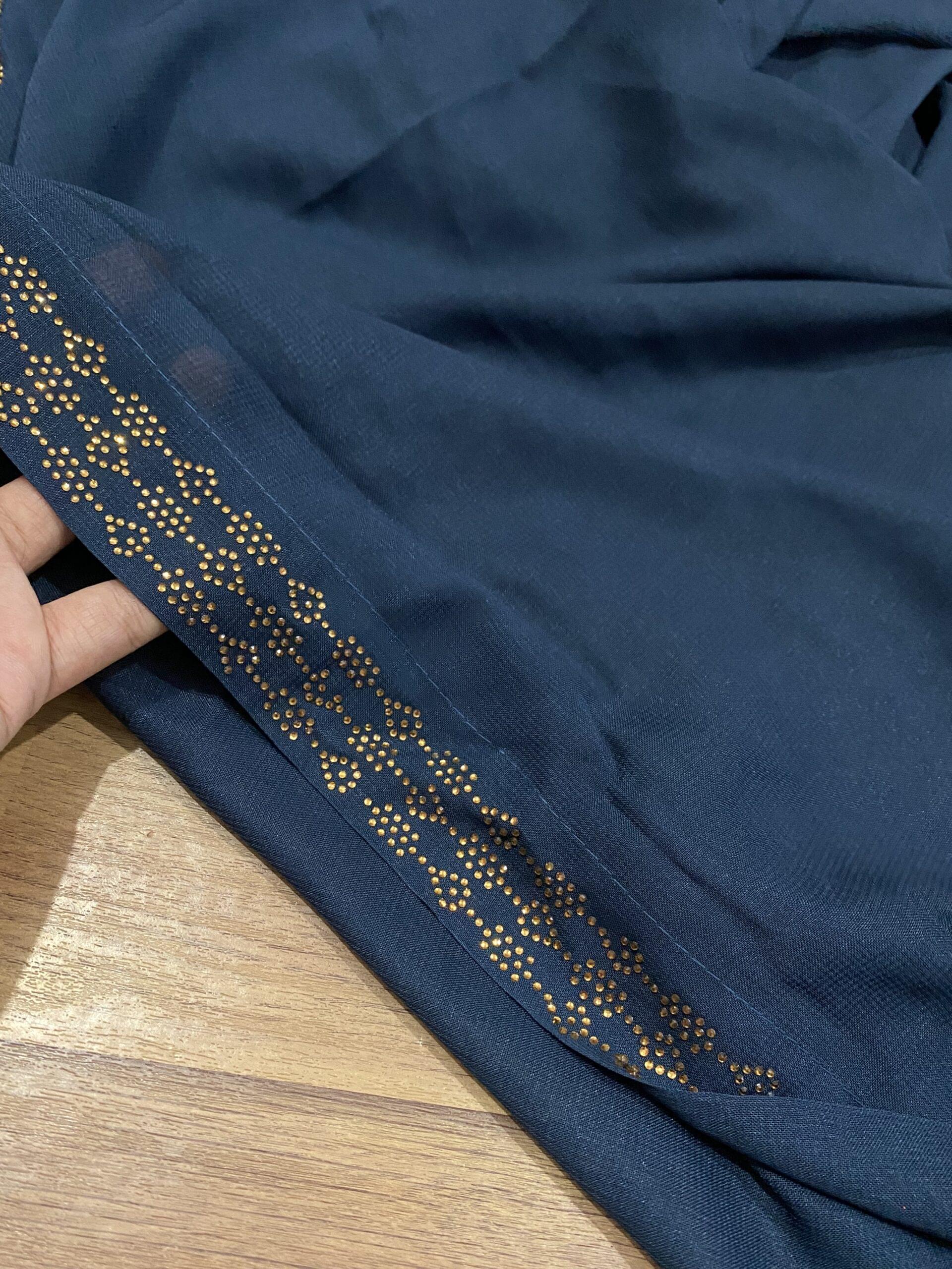 Beaded headborder formal chadar